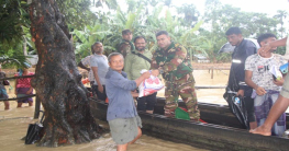 মহালছড়ি সেনা জোন কর্তৃক বন্যার্তদের মাঝে মানবিক সহায়তা বিতরণ